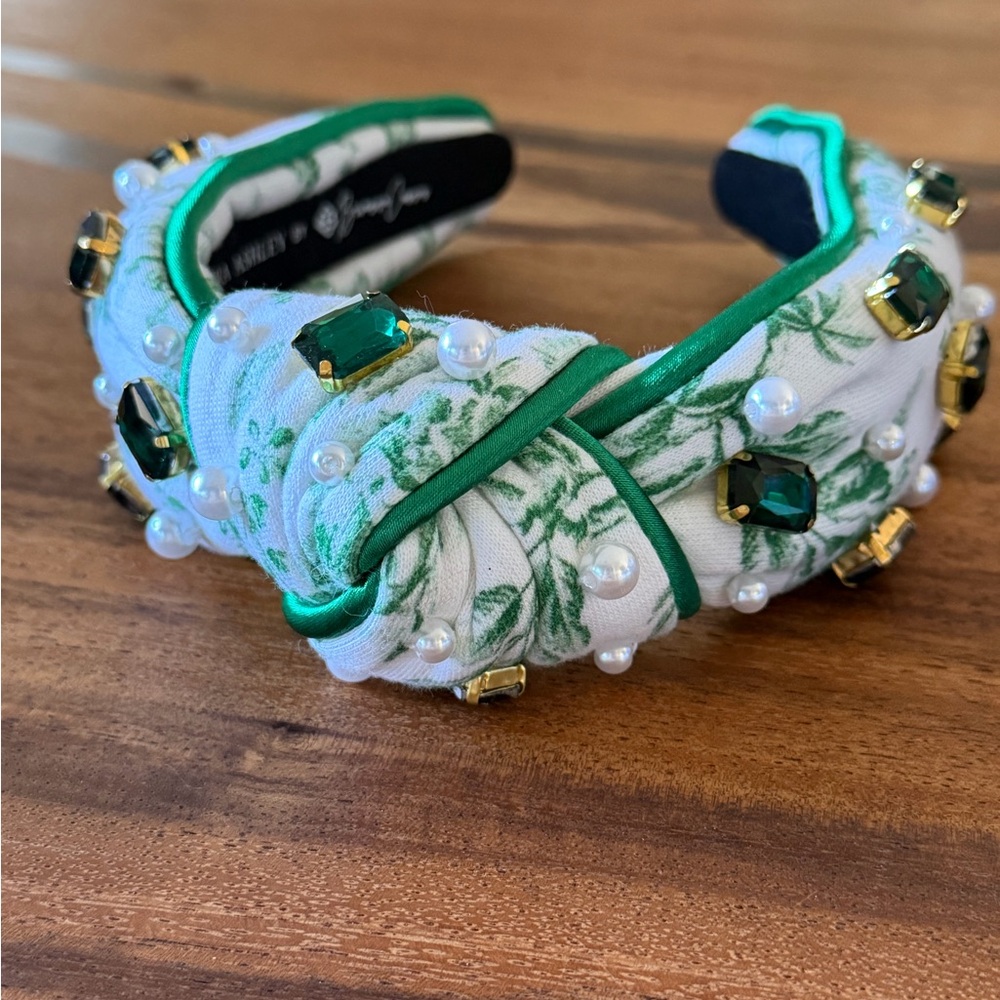 Elegant Green and White Embellished Headband